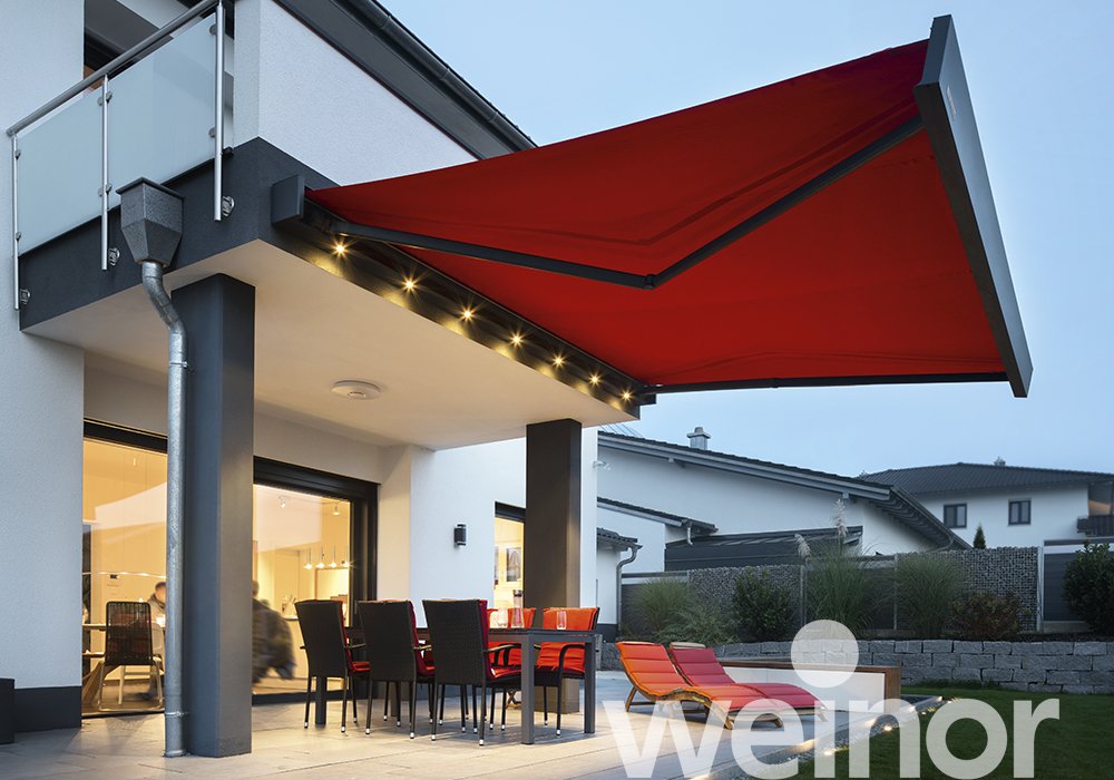 Awning weinor Kubata with integrated LED