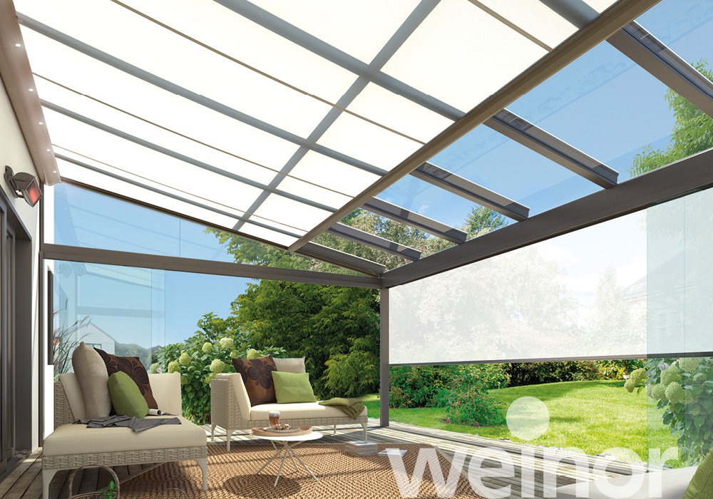 Vertical awning weinor VertiTex II On a patio roof