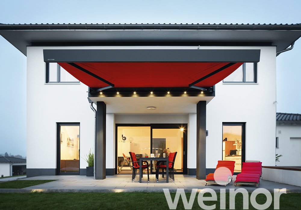 Awning weinor Kubata with integrated LED