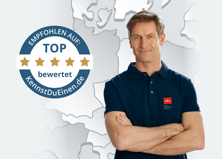 Man in a navy polo shirt with arms crossed, smiling, against a map background with a rating badge.